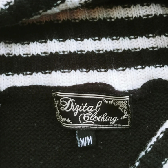 Digital Clothing Cowl Knit Top Black White with  Belt M - Picture 6 of 7
